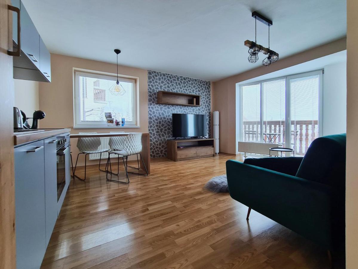Apartmany Tilia โนวาเลสนา ภายนอก รูปภาพ