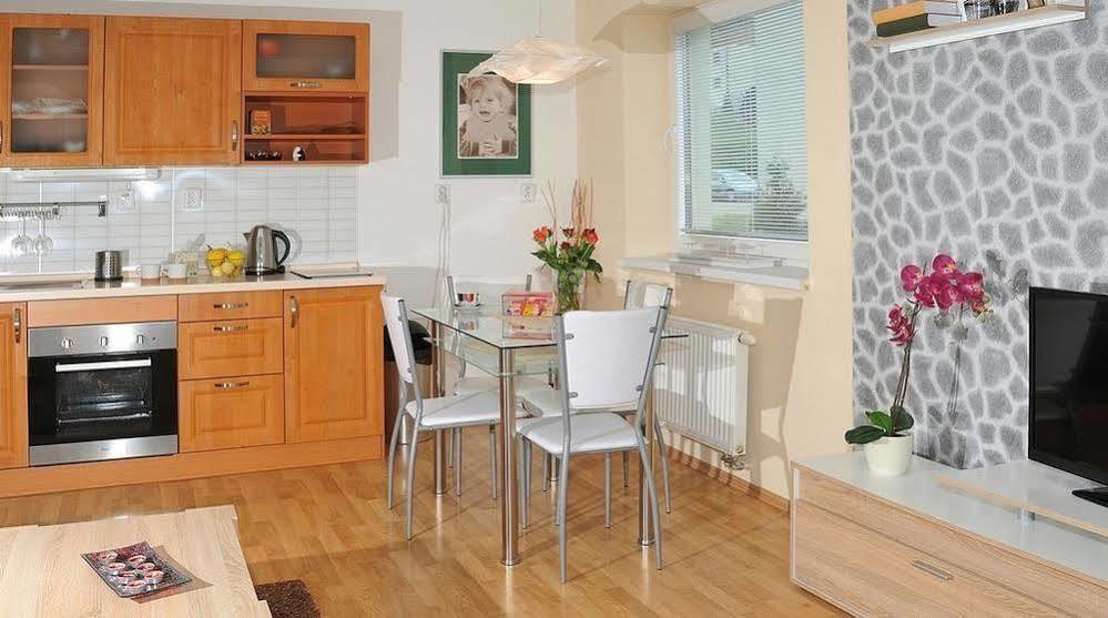 Apartmany Tilia โนวาเลสนา ภายนอก รูปภาพ